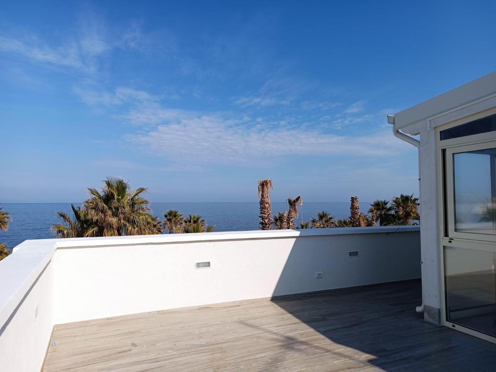 Casa Al Mare Luxury Bed and Breakfast Bari Buitenkant foto